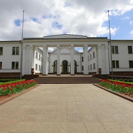Vip Apartments Dipservice Hall Minsk Esterno foto