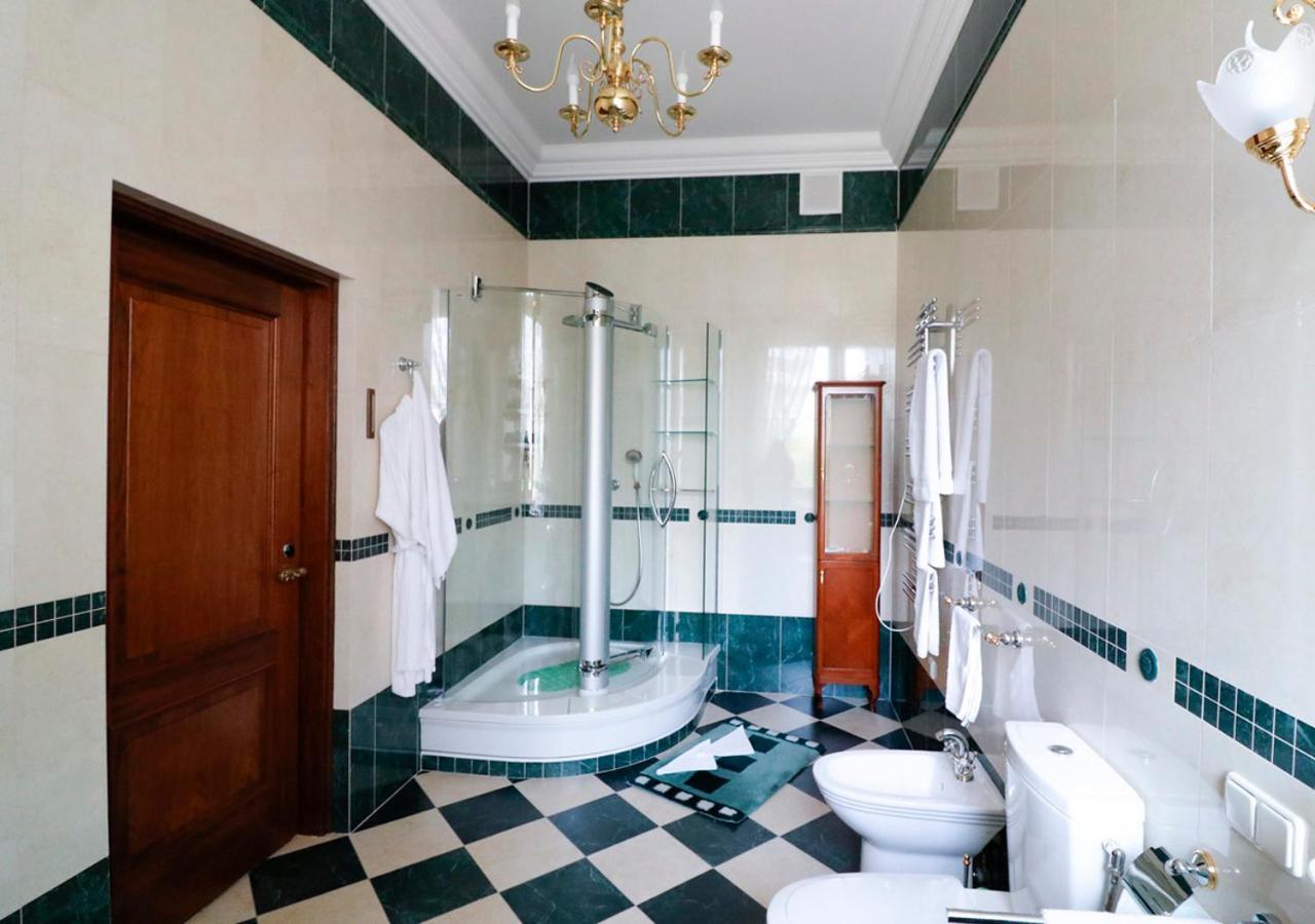 Vip Apartments Dipservice Hall Minsk Esterno foto