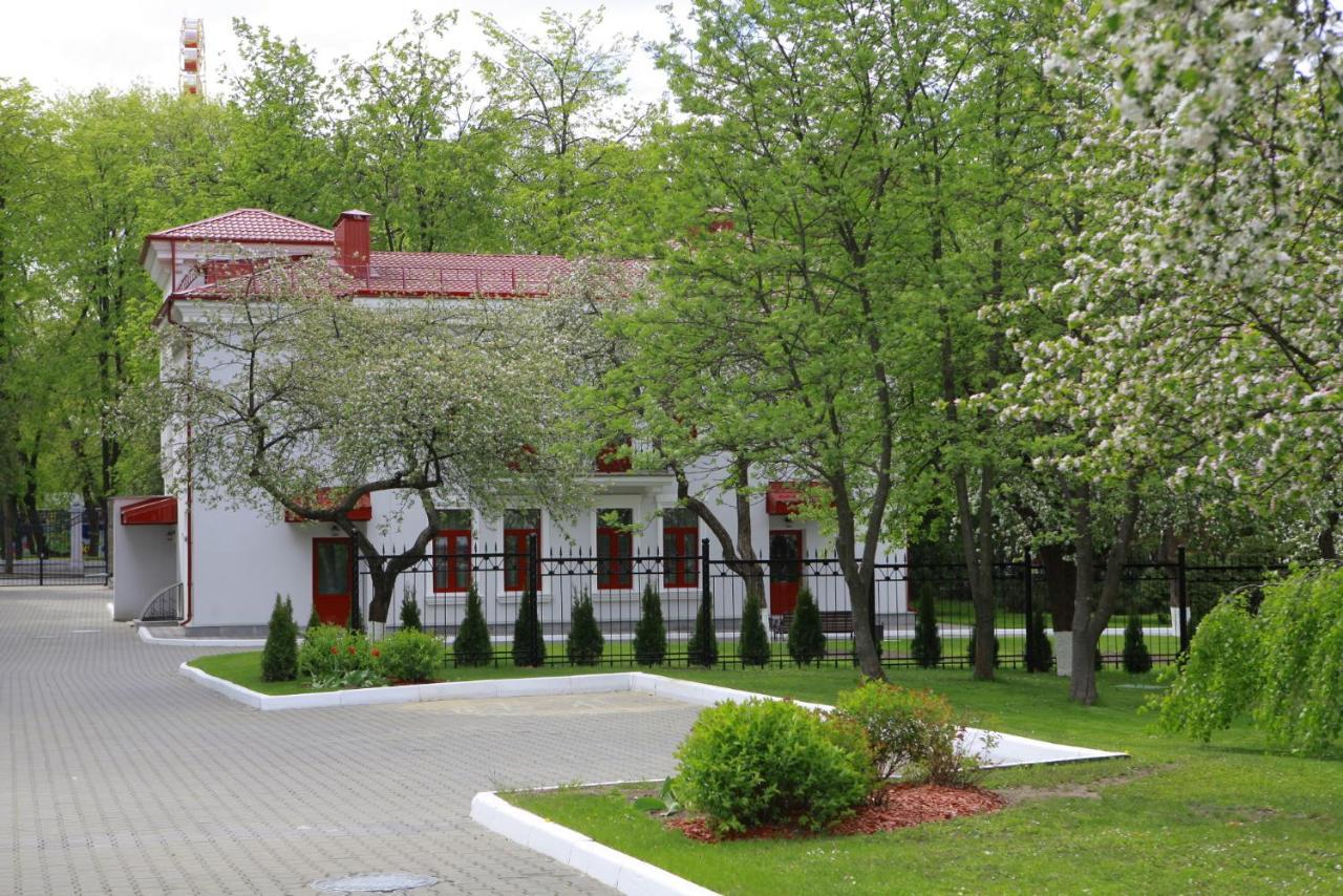 Vip Apartments Dipservice Hall Minsk Esterno foto